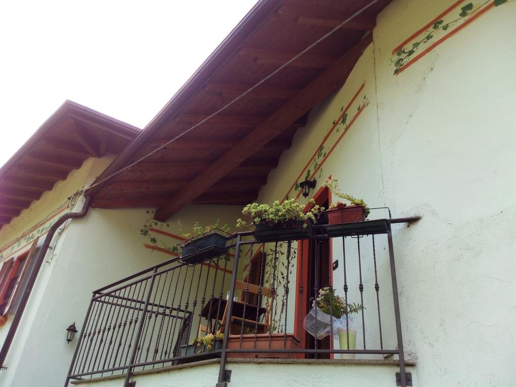 Valle House 