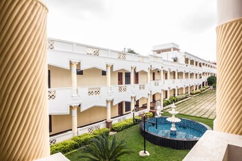 Hotel Landmark Fountain