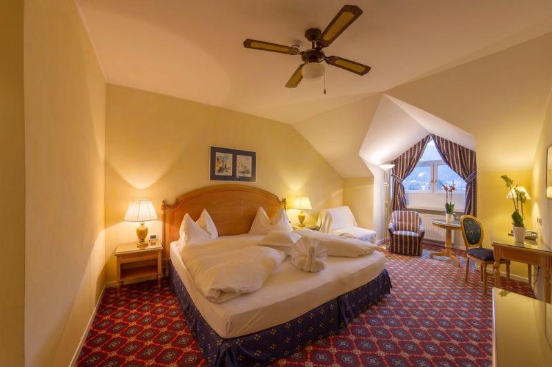 Alpine City Wellness Hotel Dominik Room