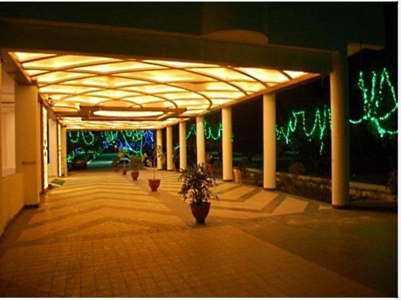 Pluz Resort 