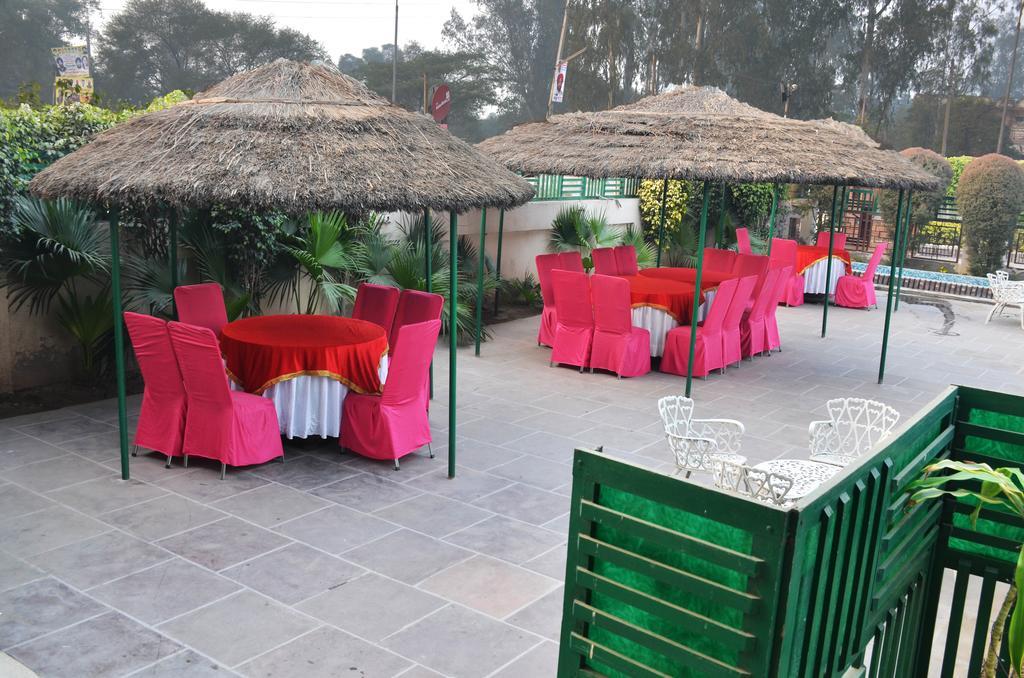 Hotel Ajuba Residency 