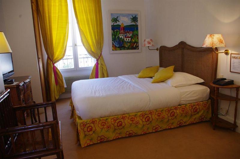 Hotel Villa Escudier (هتل ویلا اسكودیر) General view
