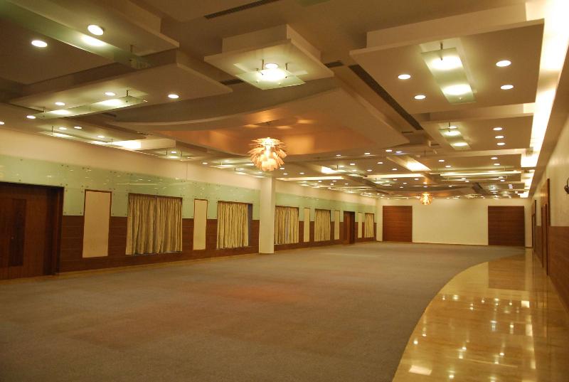 The Grand Bhagwati Seasons Rajkot ( گرند بهاگواتی سیزنس راجكوت) Conferences