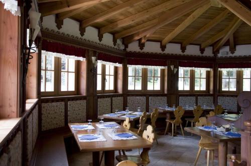 Rifugio Lago Nambino (ریفوجیو لاگو نامبینو) 