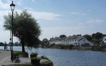 Still Waters Emsworth 205652 Lake