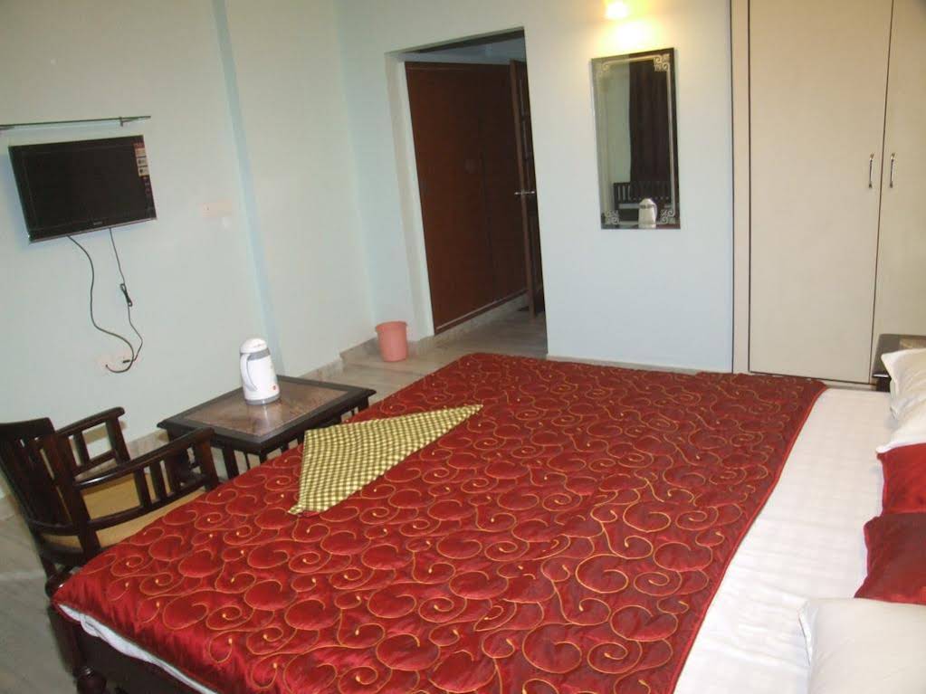 Chit Chat Guest House 