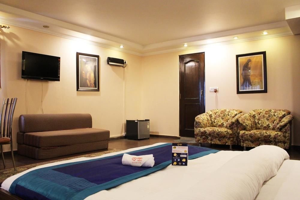 Oyo 1688 Hotel Emerald Heights 