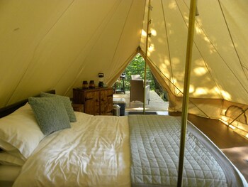 Glampotel Bere Regis Guestroom