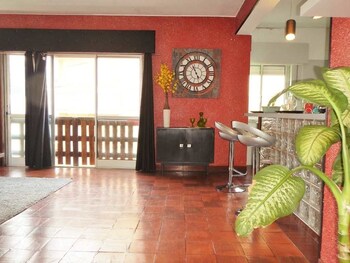 Caparica Central Apartment By Host Point Living Area