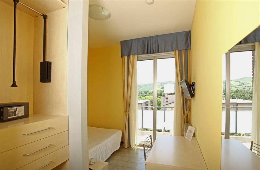 Hotel Ariston 