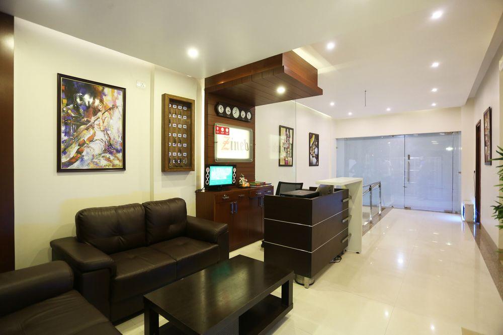 Fabhotel Zineb Sector 122 