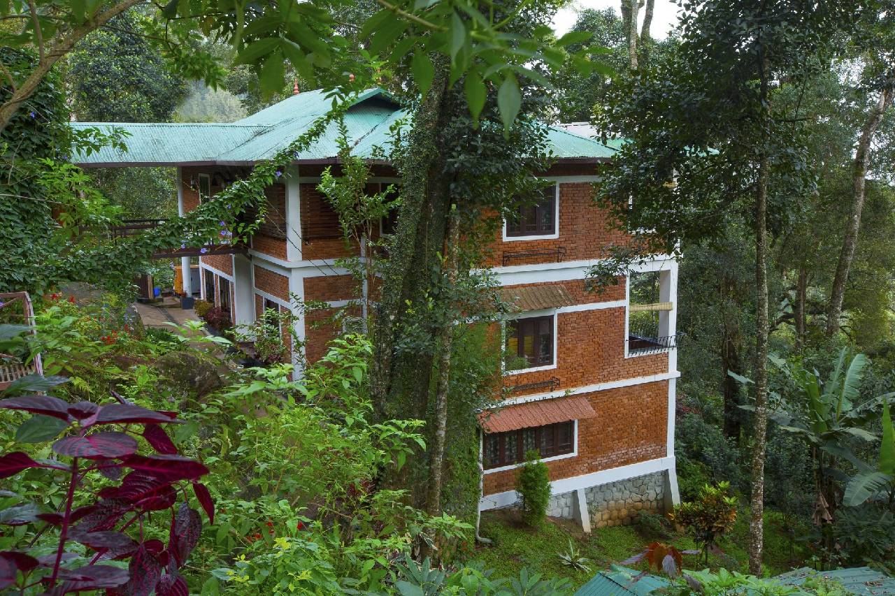 Madhumanthra Resort 