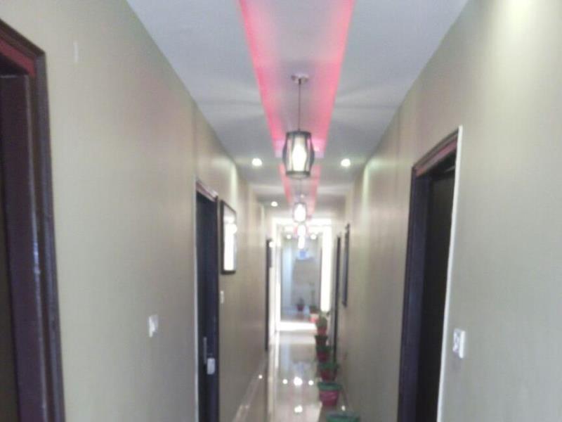 New Park Premium Plaza Hotel 
