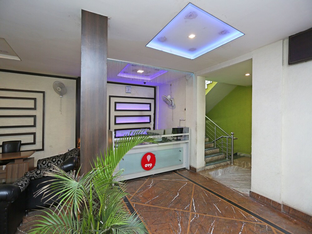 Oyo 3336 Hotel Mantri Residency Reception
