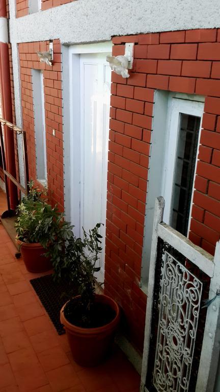 The Red House 