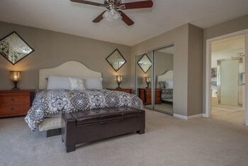 Luxurious 6br 7min To Las Vegas Strip Guestroom