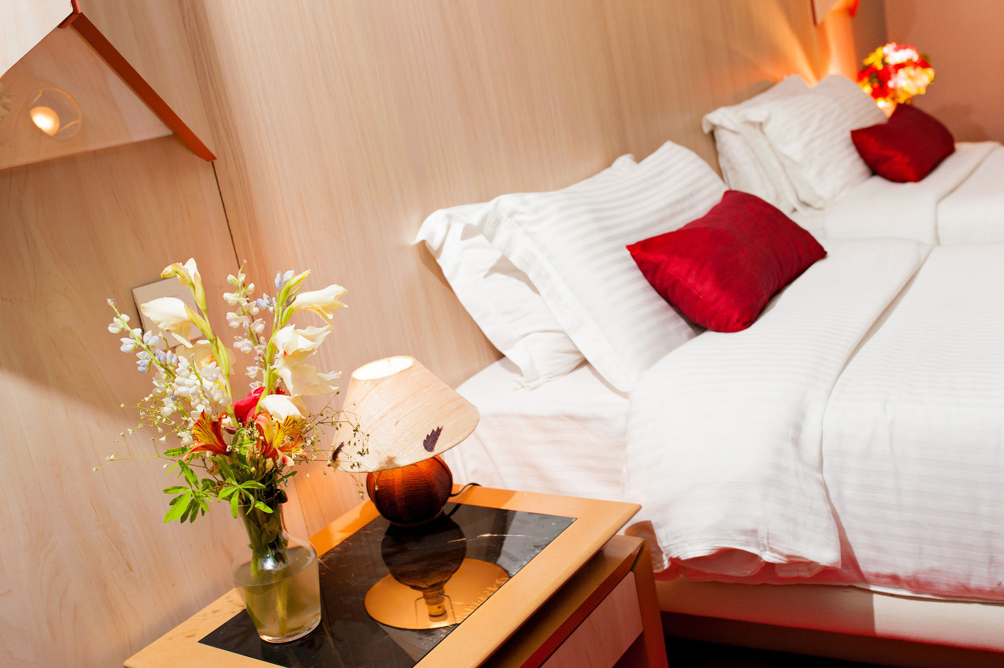 Le Grand Mellis Hôtel & Spa (ل گرند ملیس هôتل و اسپا) 