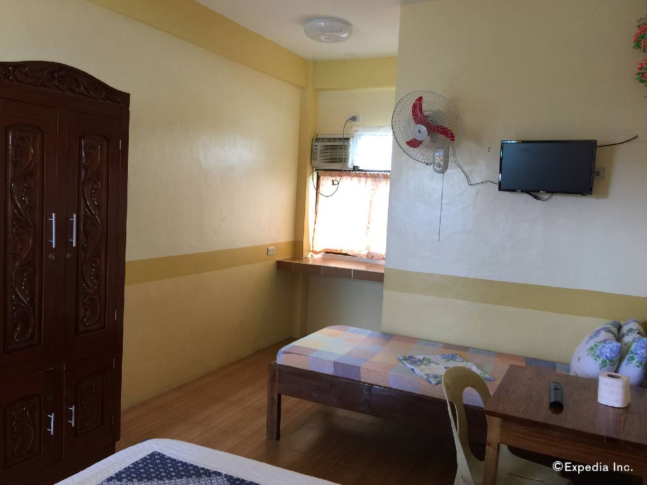 Coron Sunrise Pension House 