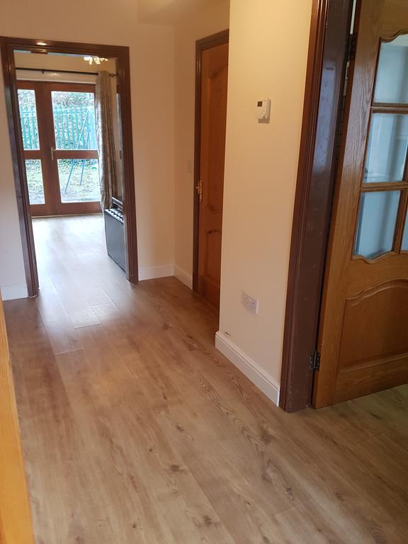 Dobcross Close 