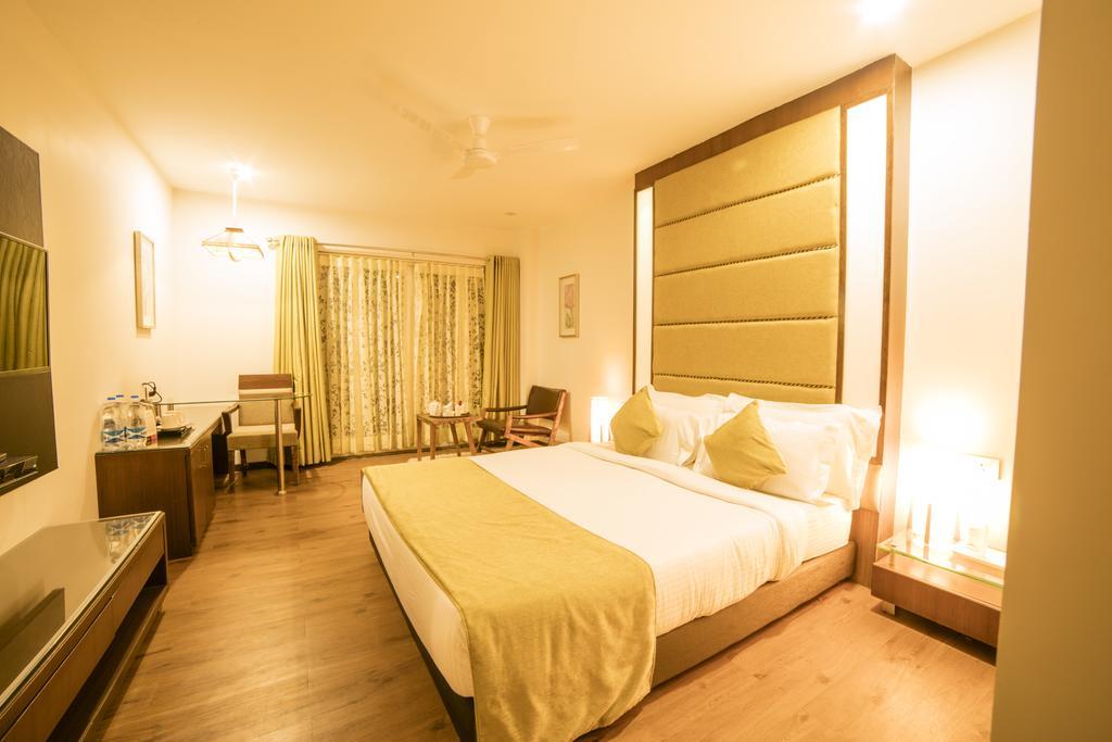 Rudraksh Club & Resort 