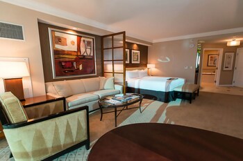 Aaa 3 Rooms 3 Bath Suite At The Signature Condo Hotel Guestroom