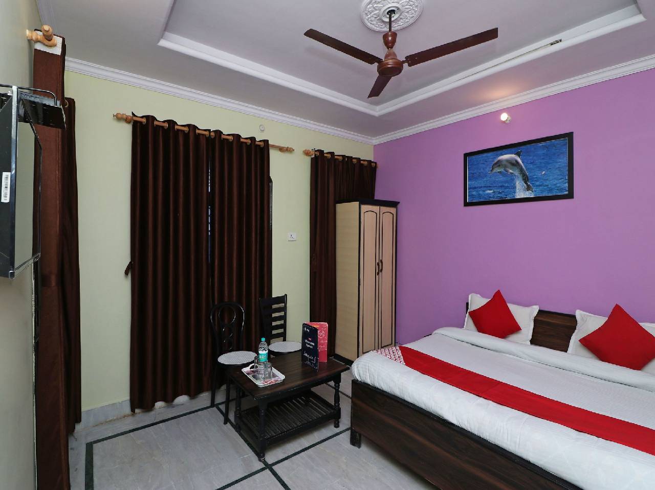 Oyo 13686 Rudraksh Hotel 