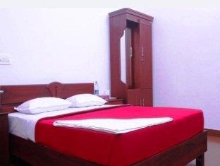 Alleppey Holiday Beach Resort 