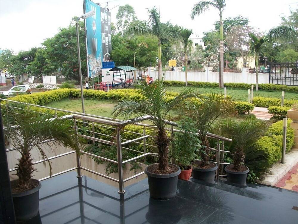Hotel Yashraj Inn Garden
