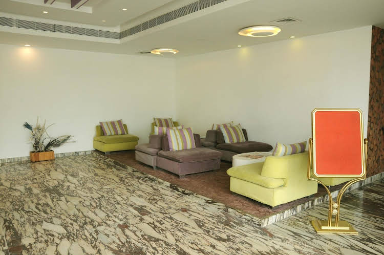 Oyo Rooms Convent Road Tiruchirapalli 