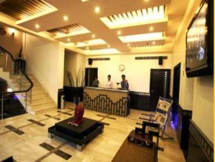 The Grand Hotel Bizzotel 