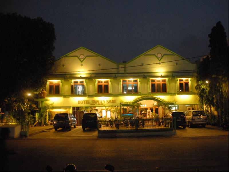 Taman Sari Hotel By Prasanthi 