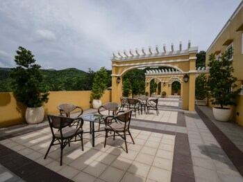 Sunlight Guest Hotel Coron Terrace/Patio