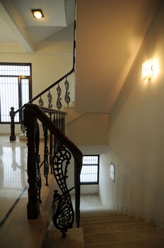 Hotel Gitanjali By Expand Staircase