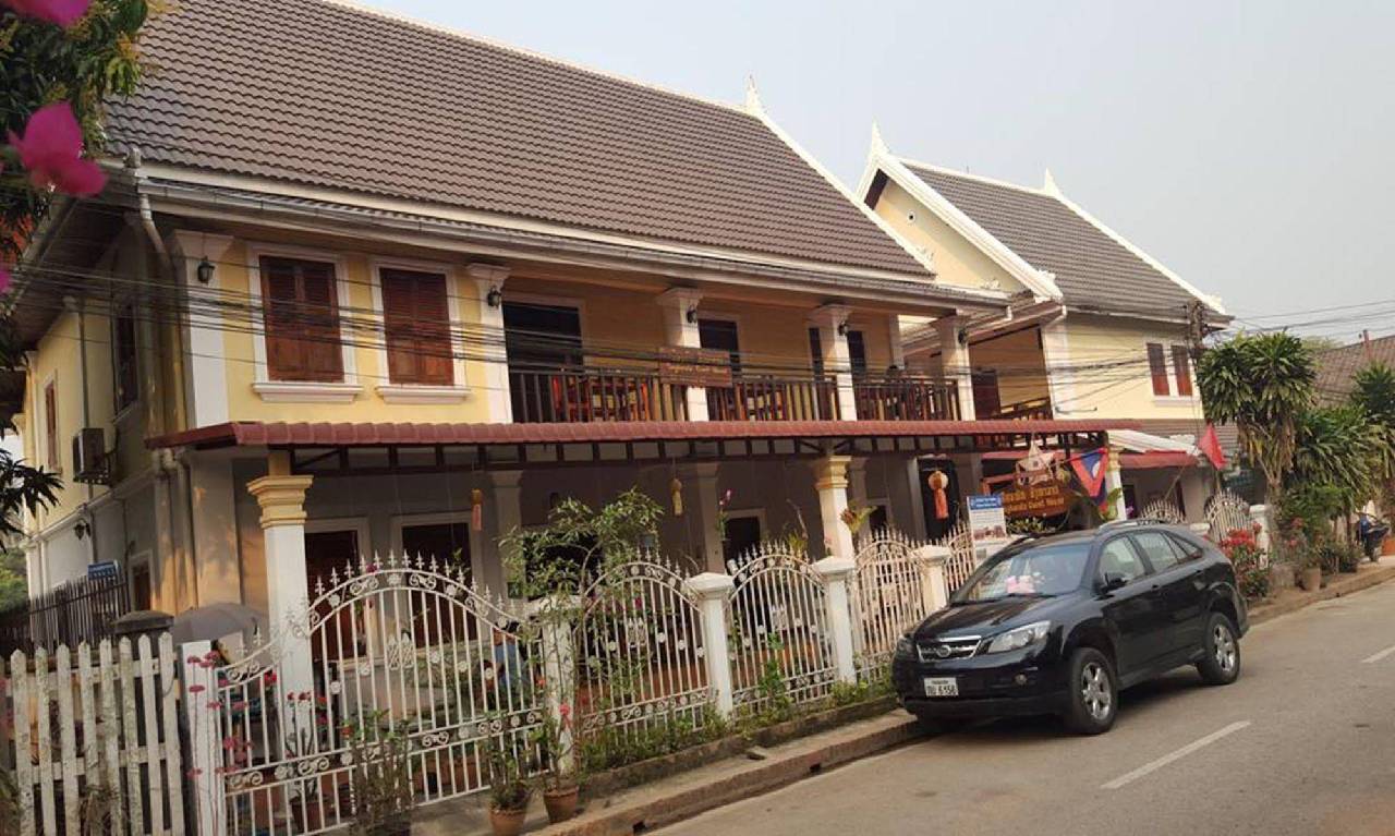 Singharat Guest House 