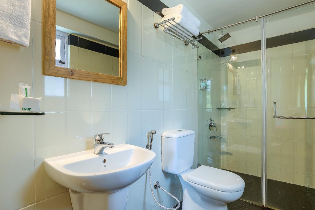 Altius Nest Hotel 