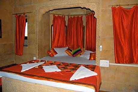 Hotel Pol Haveli 