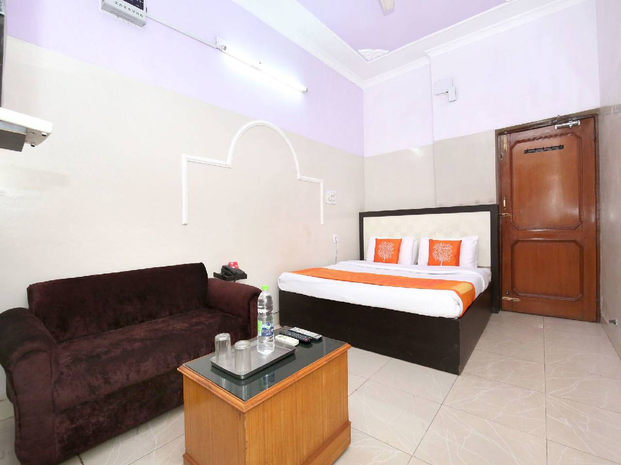Oyo 11417 Hotel Lotus 