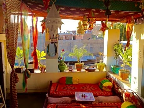 Golden Marigold Hotel 