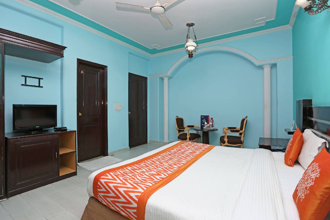 Oyo Rooms Near Akashneem Marg 