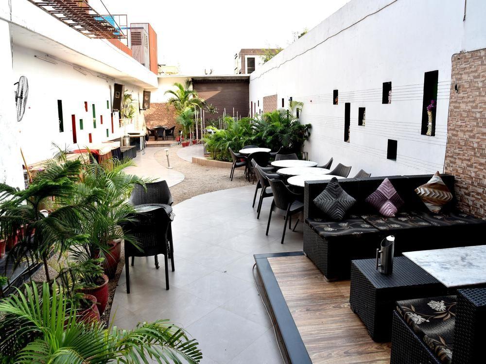 Oyo Rooms Sector 11 Panchkula 