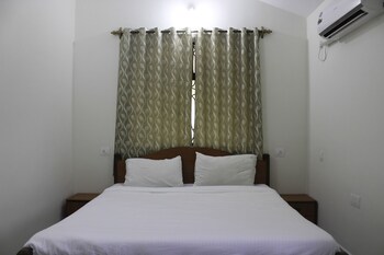 Oyo 9860 Home 1 Bhk Bardez North Goa Guestroom