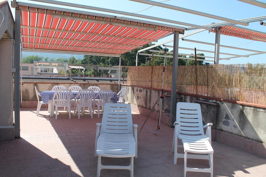 Casa Vacanze Mascali (كاسا واكانز ماسكالی) 