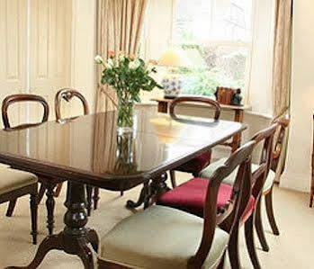 Glade End Guest House 