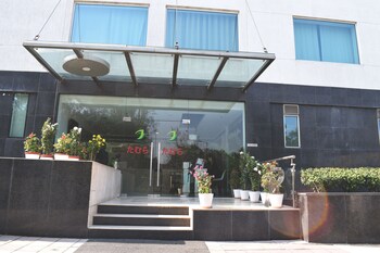 Vits Mango Blossom Hotel Entrance