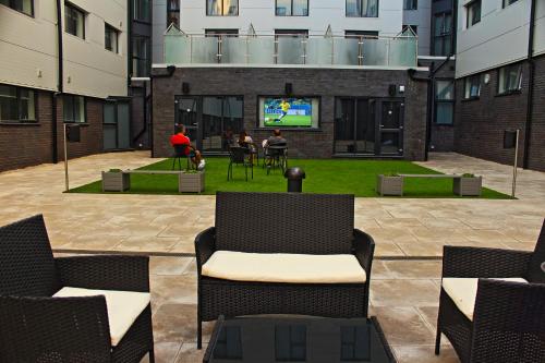 Servicedlets: 434 Spring Place 