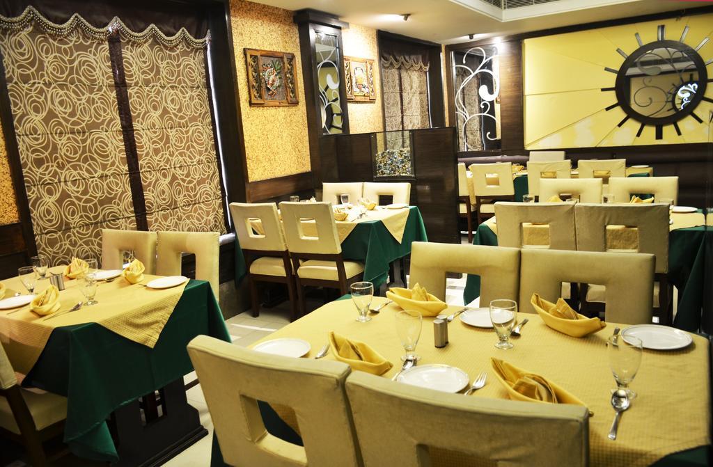 Hotel Ajuba Residency 