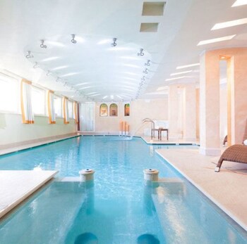 Hotel Splendid (هتل اسپلندید) Indoor Pool