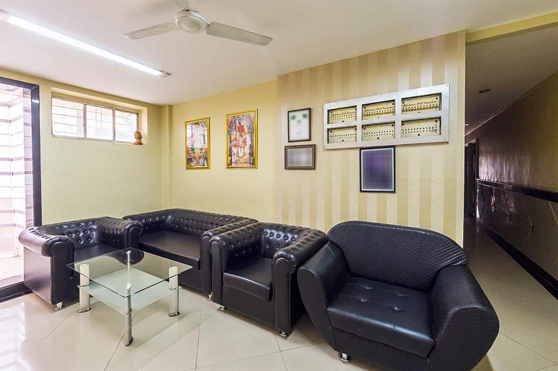 Hotel Aashish Deluxe Kolhapur 