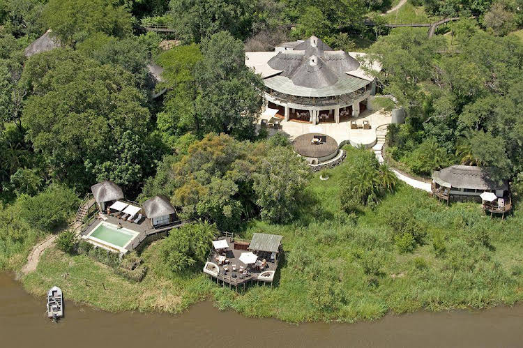 Sanctuary Sussi And Chuma 