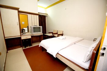 Hotel Midtown Guestroom